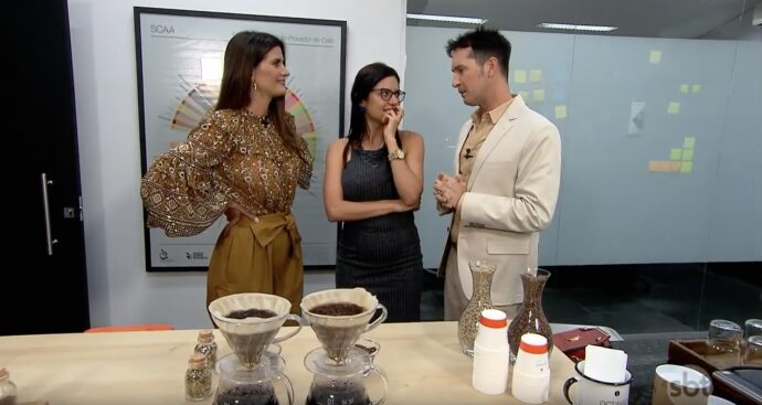 Isabella Fiorentino na abordagem do Esquadrão da Moda